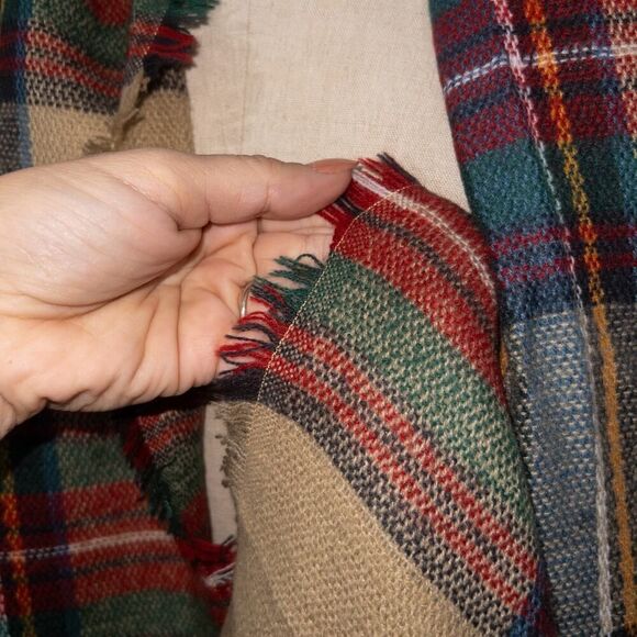 Unbranded Tan Plaid Open Fringe Scarf - Picture 3 of 3